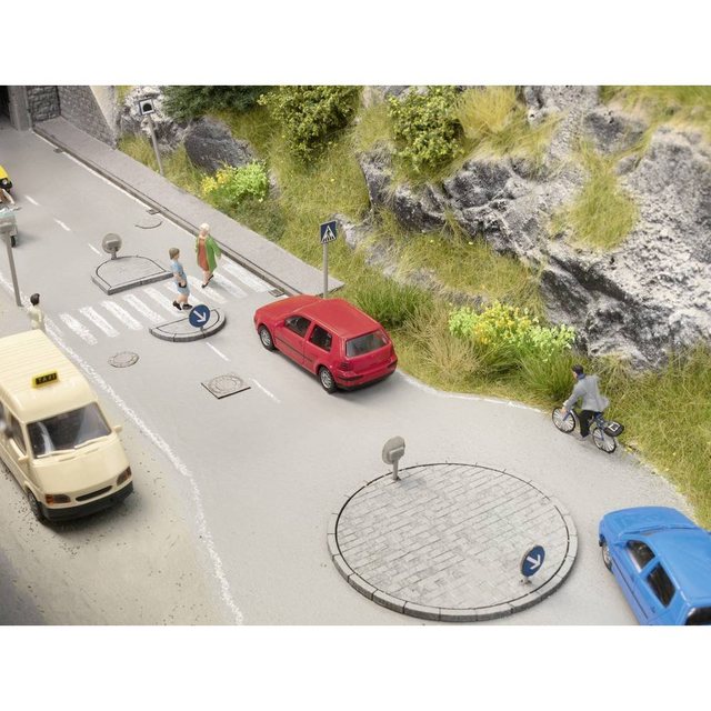 NOCH Modelleisenbahn-Fertiggelände N Verkehrsinsel-Set