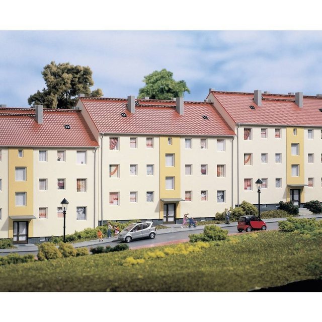 Auhagen Modelleisenbahn-Gebäude H0 Mehrfamilenhaus