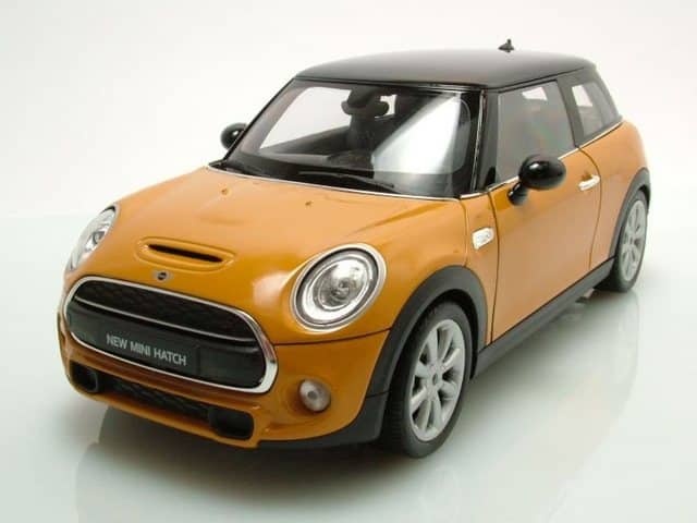 Welly Modellauto BMW Mini Cooper Hatch 2014 orange schwarz Modellauto 1:18 Welly