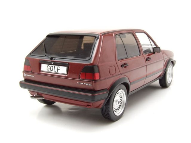 MCG Modellauto VW Golf 2 GTI 5-Türer 1984 dunkelrot metallic Modellauto 1:18 MCG