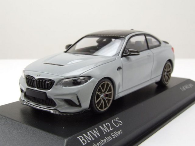 Minichamps Modellauto BMW M2 CS 2020 silber mit goldenen Felgen Modellauto 1:43 Minichamps