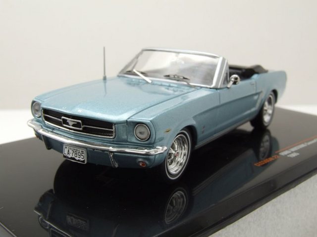 ixo Models Modellauto Ford Mustang Convertible 1965 hellblau Modellauto 1:43 ixo models