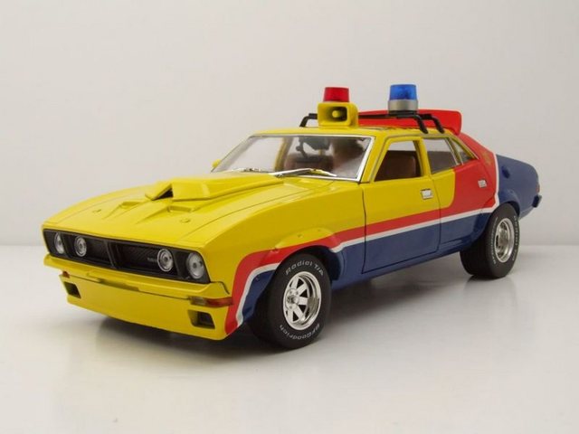 GREENLIGHT collectibles Modellauto Ford Falcon XB V8 Interceptor 1974 gelb blau rot Mad Max ähnlich Model