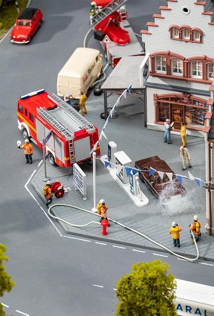 Faller Modelleisenbahn-Figur Faller 151679 H0 Feuerwehrkräfte Epoche VI
