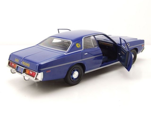 GREENLIGHT collectibles Modellauto Plymouth Fury 1978 blau Delaware State Police Modellauto 1:24 Greenlig