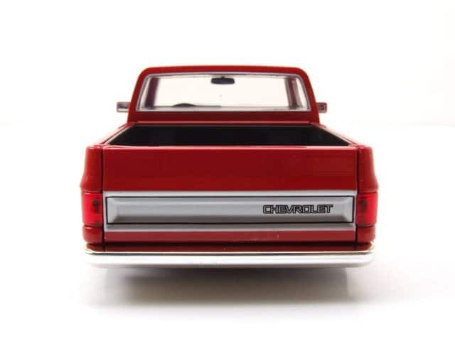 JADA Modellauto Chevrolet C-10 Pick Up 1985 rot mit Flammen Modellauto 1:24 Jada Toys