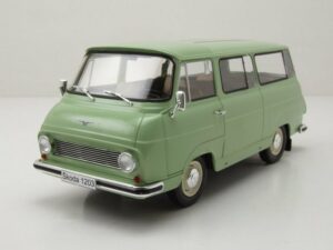 Whitebox Modellauto Skoda 1203 1968 hellgrün Modellauto 1:24 Whitebox