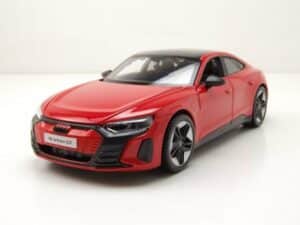 Maisto® Modellauto Audi RS e-tron GT rot Modellauto 1:24 Maisto