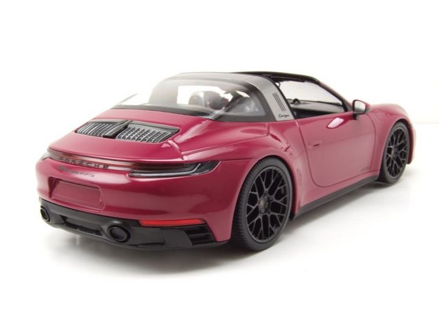 Minichamps Modellauto Porsche 911 992 Targa 4 GTS 2021 rubystar Modellauto 1:18 Minichamps