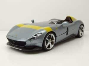 Bburago Modellauto Ferrari Monza SP1 2018 grau Modellauto 1:18 Bburago