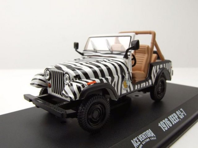 GREENLIGHT collectibles Modellauto Jeep CJ-7 1976 weiß schwarz Ace Ventura Modellauto 1:43 Greenlight