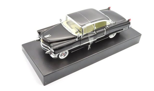 GREENLIGHT collectibles Modellauto 1955 Cadillac Fleetwood Series 60 Schwarz Sammlerauto