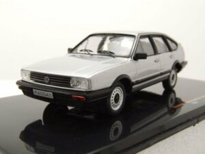 ixo Models Modellauto VW Passat B2 1985 silber Modellauto 1:43 ixo models